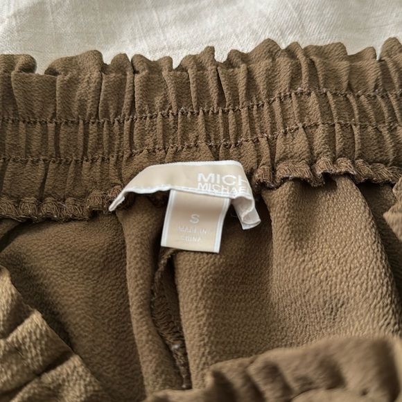 Michael Kors Dark Green and Gold Pants - Picture 2 of 4